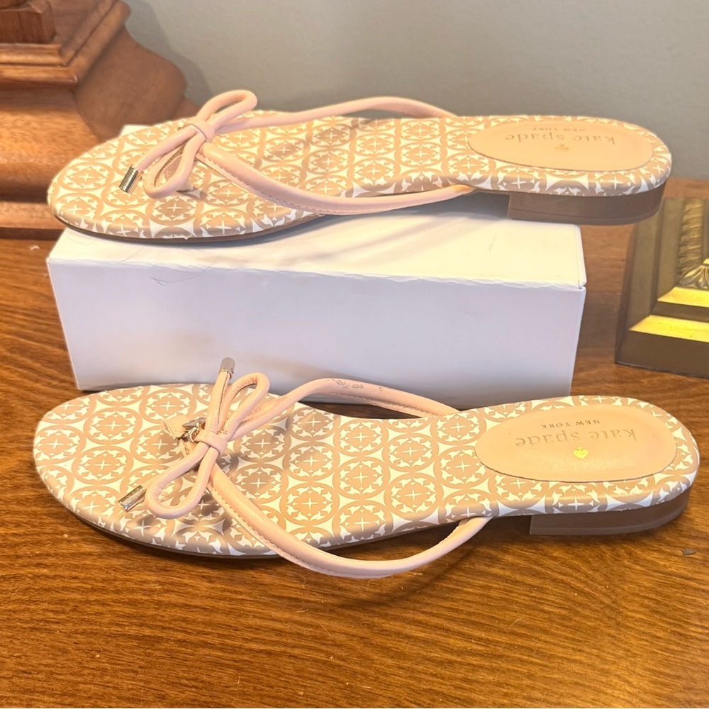 Kate Spade New York Mistic Bow Flat Thong Pale Pink Leather Sandal Size 8 - Picture 9 of 12
